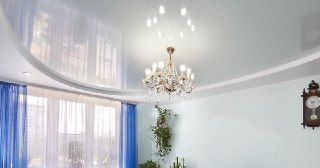 Глянцевый потолок Стрежевой, цена от 4425 руб.